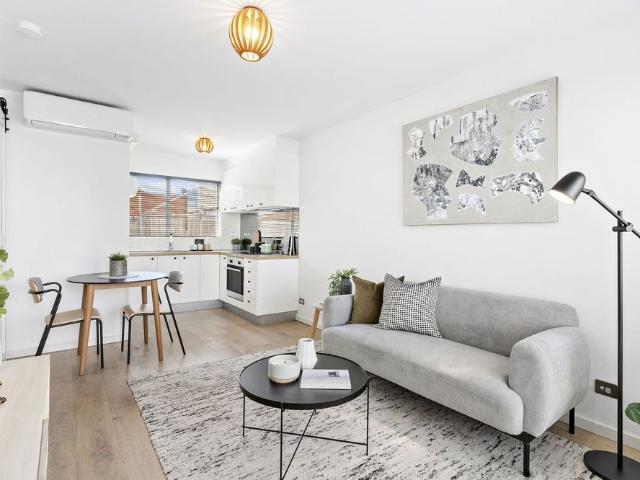 4/187 Charles Street, Seddon, VIC, 3011