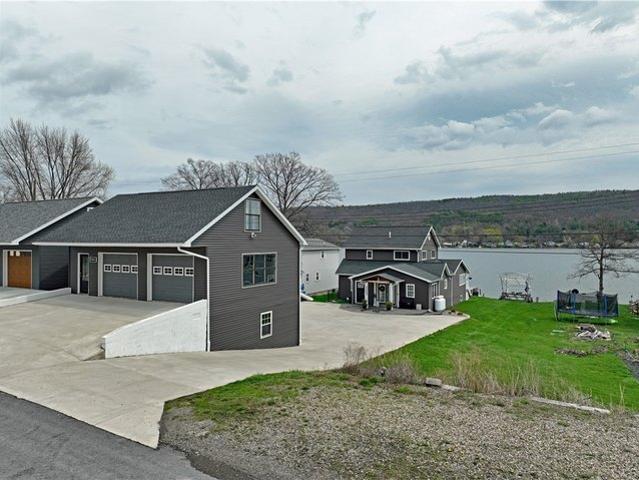 4188 Shorewood Dr, Hammondsport, NY 14840