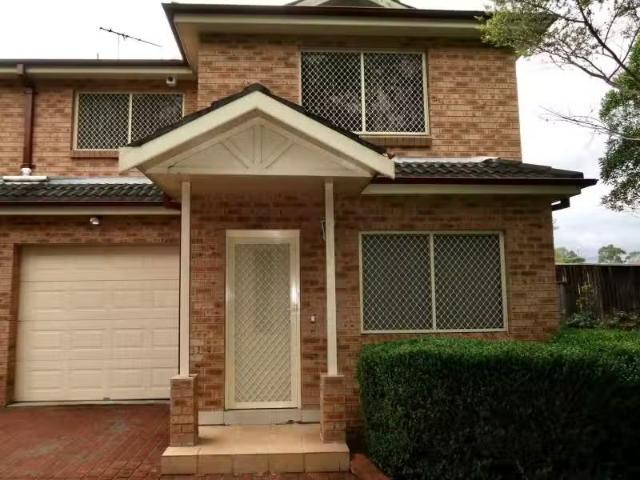 4/188A Fowler Road, Guildford Townhouse for rent Listed by Le.