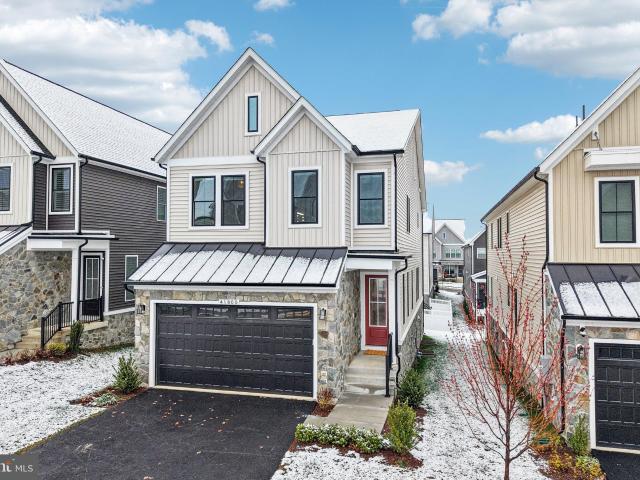 41800 Mellowed Ivory Pl, Brambleton, VA 20148 | MLS #VALO2125