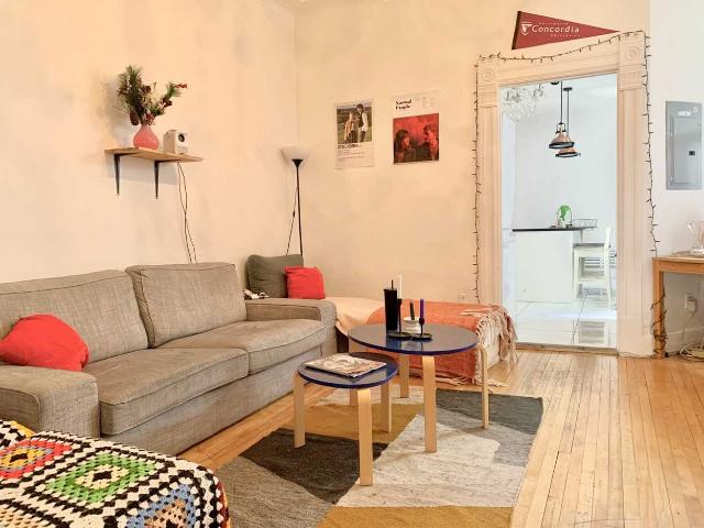 4180 St. Denis 4 Bedroom Apartment for Rent at 4180 4178 4180 St. Denis Street, Montréal, QC H2W 2M5