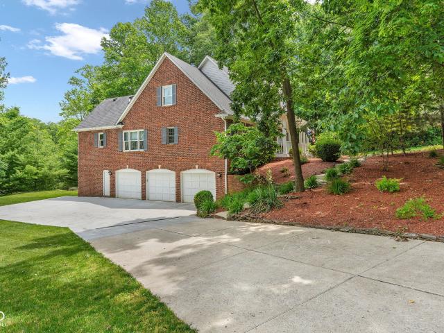 4181 N Foxcliff North Drive W