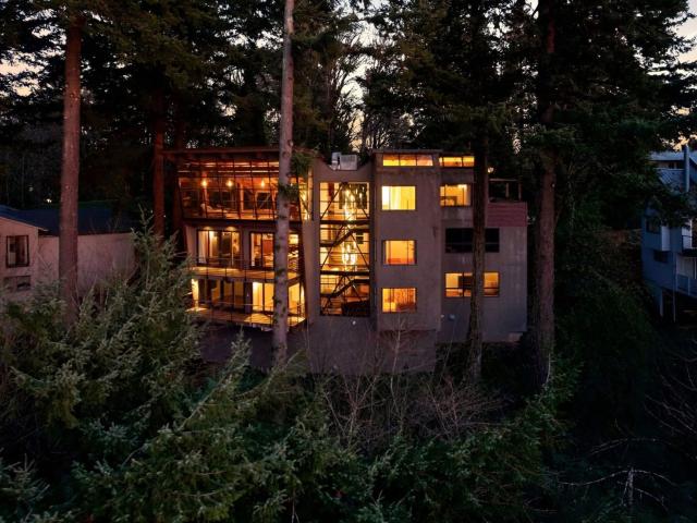 4183 sw greenleaf dr, portland, us, or