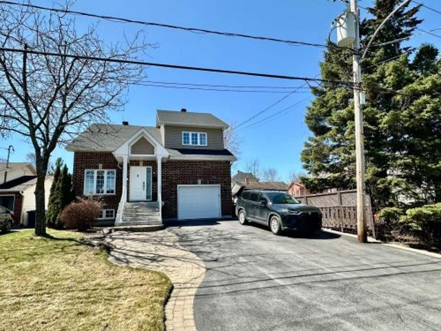 418 3E Avenue, Deux Montagnes, QC, J7R 3A4 house for sale | Listing ID 26741 | Royal LePage