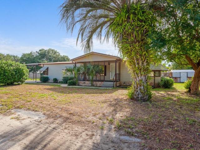 418 Cove Dr, Satsuma, FL 32189 | MLS #243205