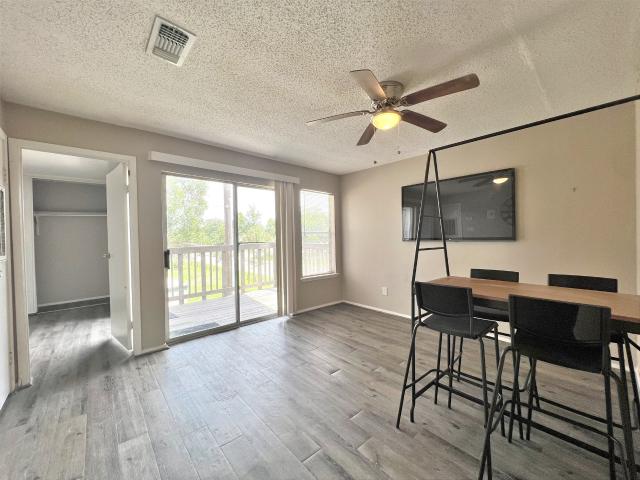 418 Garland Drive 201
