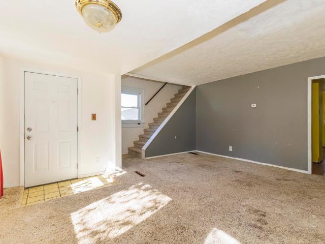 418 E Streeter Avenue
