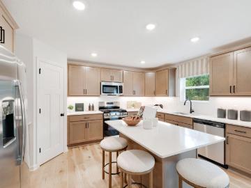 418 James Parkway