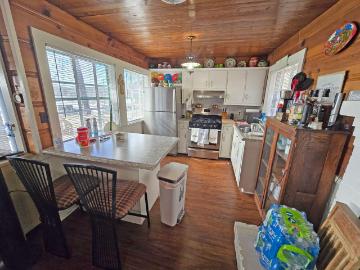 418 lost creek boat dock rd