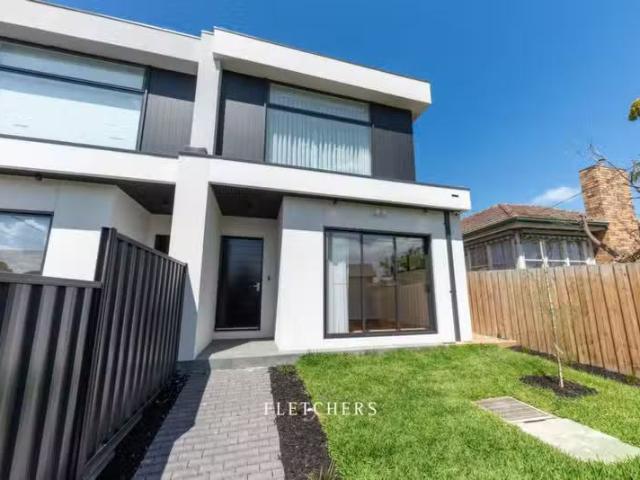 418 Mckinnon Road, Bentleigh East VIC 3165 Duplex For Lease