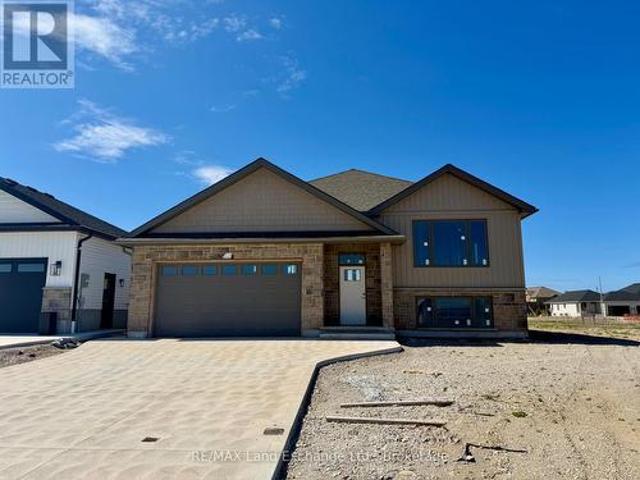 418 Northport Drive, Saugeen Shores, ON, N0H 2C8 house for sale | Listing ID X13096 | Royal LePage