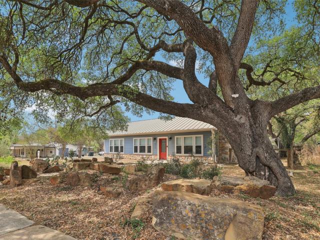 418 W Holland St
