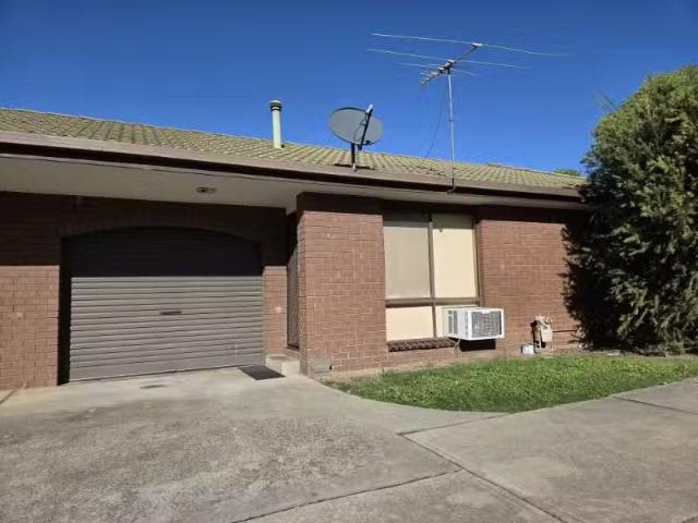 4/197 Baranbale Way, SPRINGDALE HEIGHTS House for rent Listed.