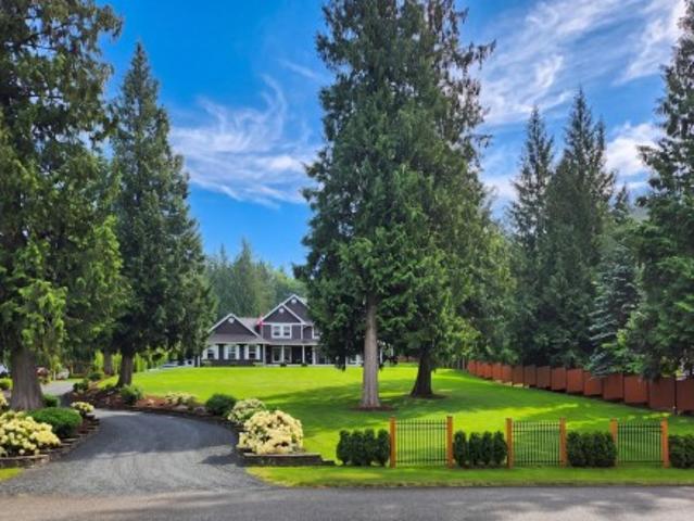 41932 Maple Lane, Yarrow, BC, V2R 5G9 house for sale | Listing ID R3165 | Royal LePage