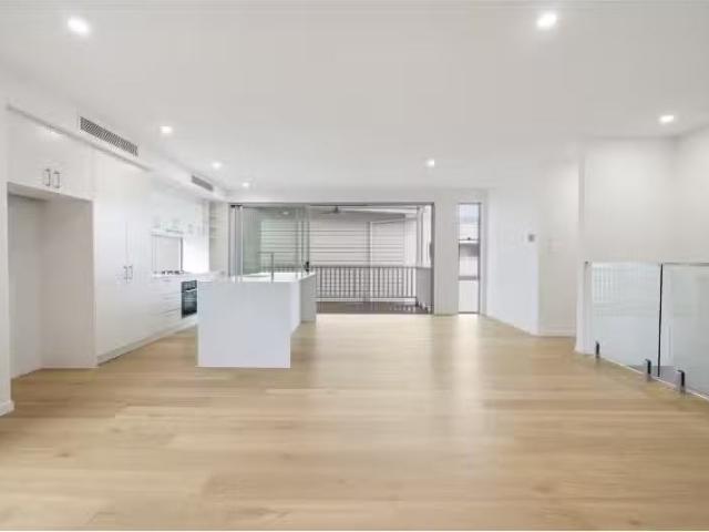 4/19 Bione Avenue, BANORA POINT House for rent Listed by Ruby.