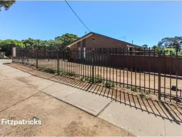 4/19 Edney Street, Kooringal Apartment for rent Listed by Ren.