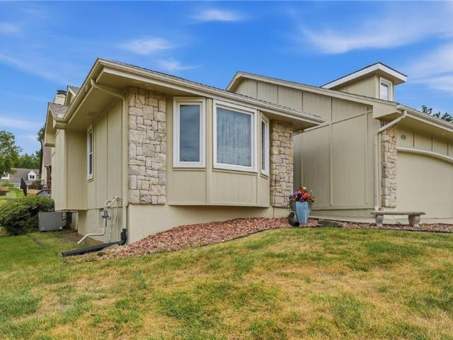 419 nw timberbrooke drive