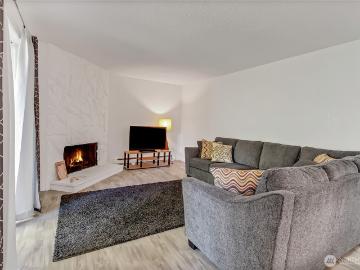 419 S 325th Pl, Unit T7, Federal Way, WA 98003 | MLS #2435