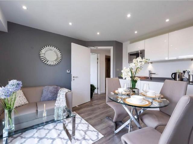 41 43 Dudley Street, Luton LU2 1 bed apartment to rent £1,200 pcm £277 pw