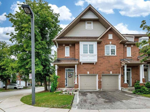 41 1588 South Parade Court, Mississauga | Terminated, W13621 | Condos. Ca