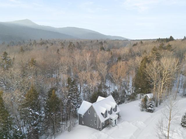 41 Two Brook Dr, Wilmington, VT 05363 | MLS #5075