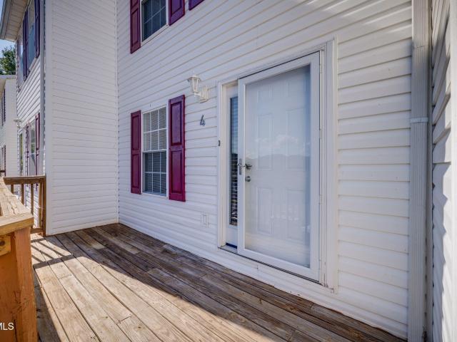 41 Tulip Grove Apt 4