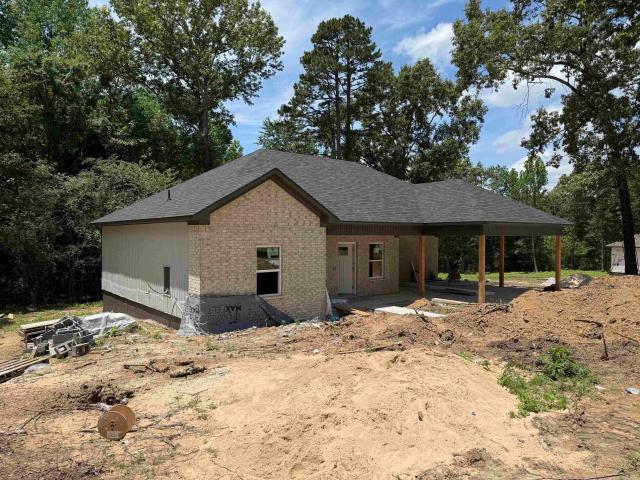 43 W Hills Road