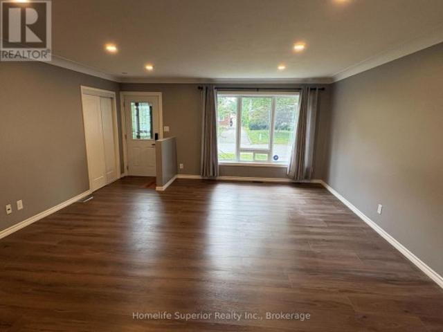 41 Whiltshire Drive N, Brantford, ON, N3R 5B1 house for sale | Listing ID X13727 | Royal LePage