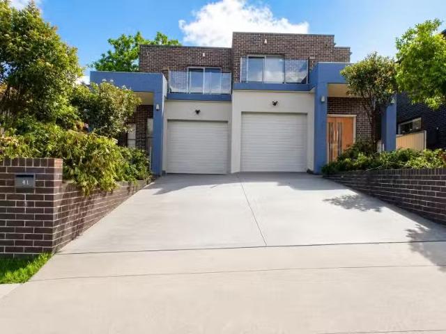 41 William Street, Holroyd Townhouse for rent Listed by Leasi.