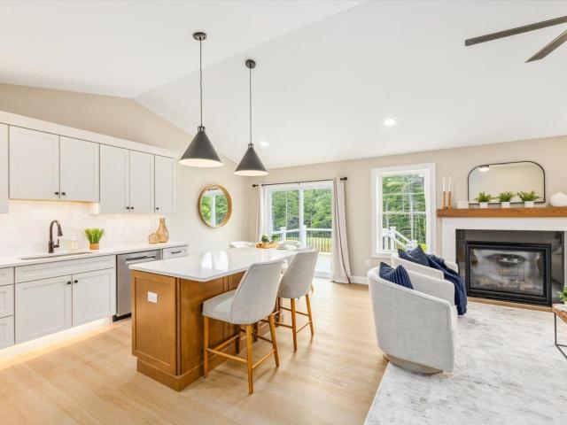 41 Willow Lane