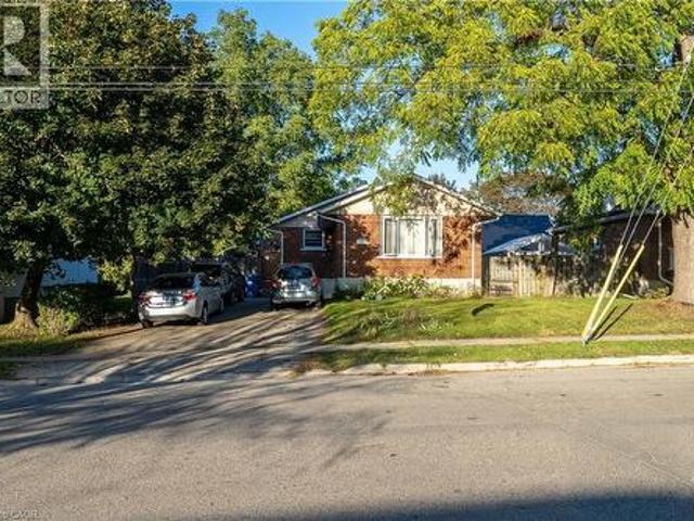 41 Alma Street N, Guelph, ON, N1H 5X2 house for sale | Listing ID 40834 | Royal LePage