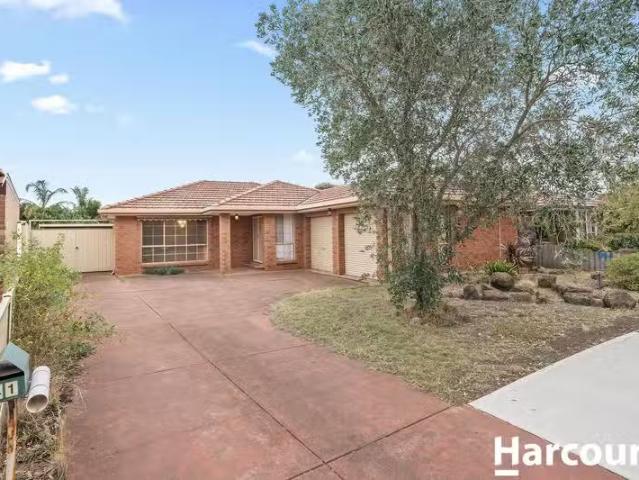 41 Bartlett Crescent, HOPPERS CROSSING, VIC 3029 House for R.