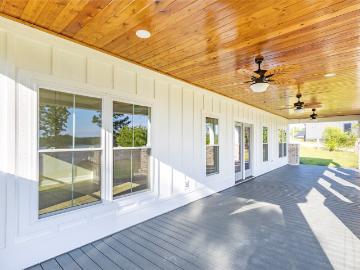 41 Bigmouth Cove
