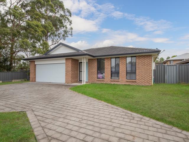 41 Billabong Drive, Cameron Park, NSW 2285 House for Rent Ray White Newcastle | Lake Macquarie