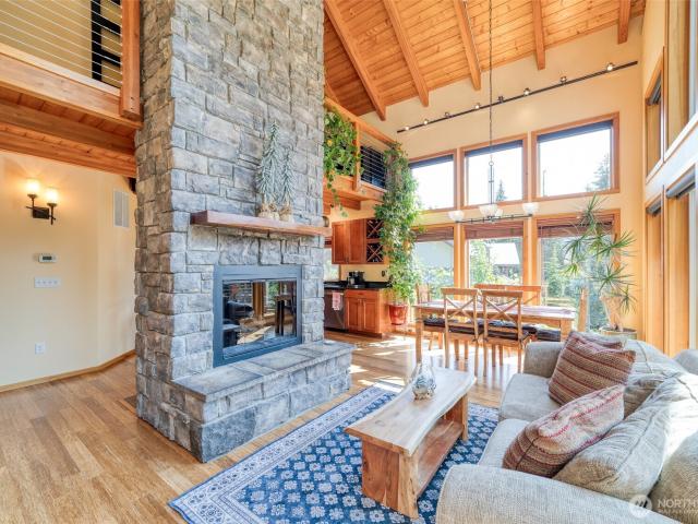 41 Cedar Lane