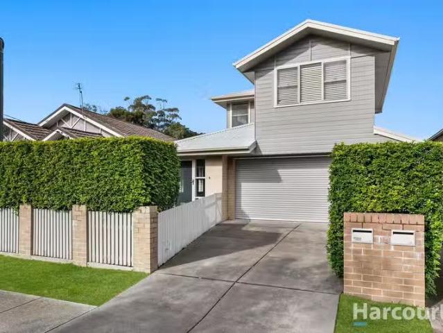 41 Coorumbung Road, Broadmeadow, NSW 2292 House for Rent