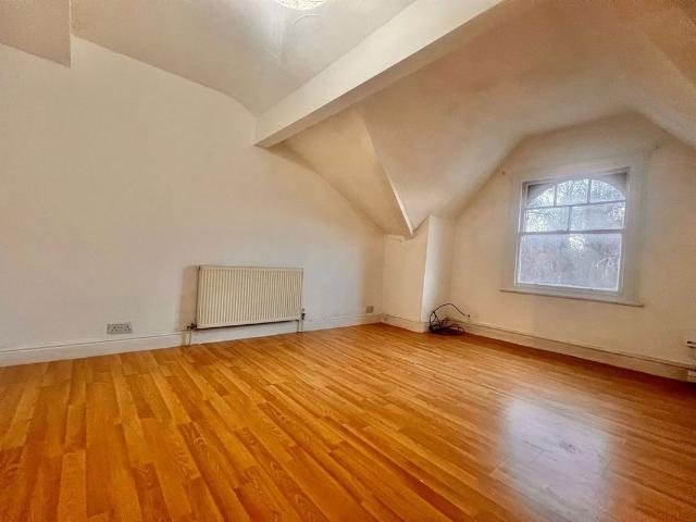 41 Clarendon Road, Manchester M16, 2 bed flat to rent, £800 pcm | PrimeLocation