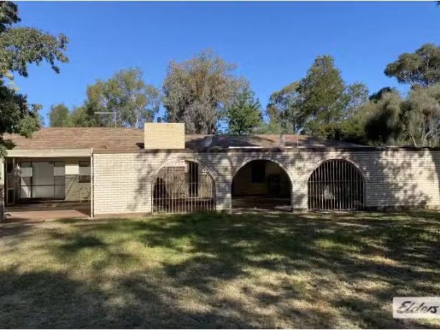 41 Croppers Road, Corowa House for rent Listed by Chloe Stant.