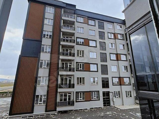 4+1 ERKMENDE ZAFER KONUTLARINDA SATILIK ULTRA LÜKS DAİRE