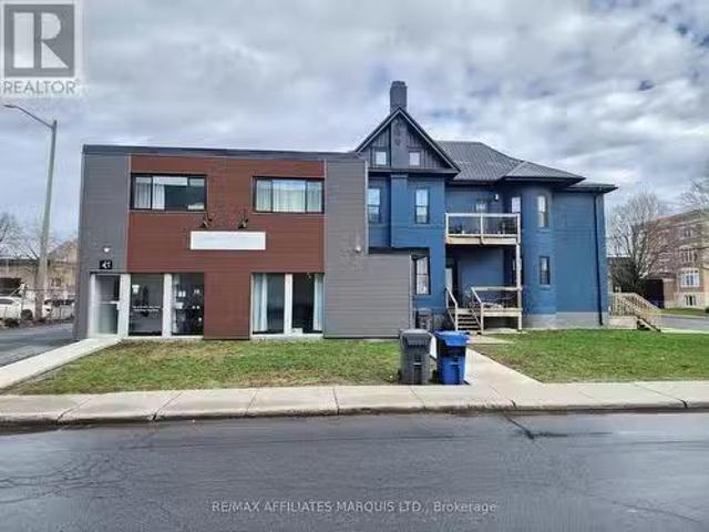 41 First Street E, Cornwall, ON, K6H 6M2 commercial for leas.