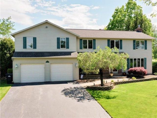 41 Haskins Ln N, Hilton, NY 14468