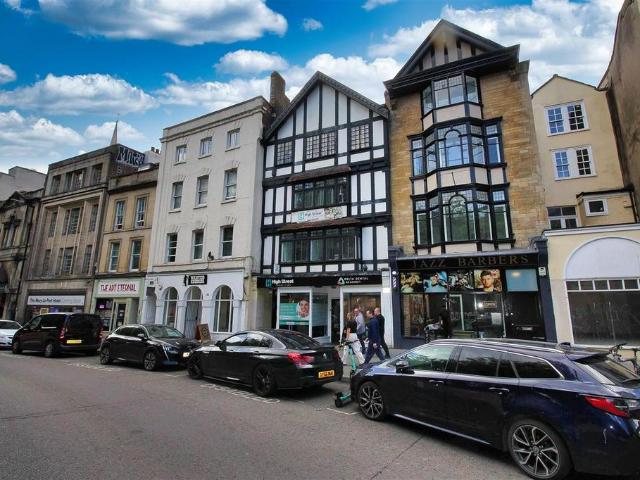 41 High Street, Bristol BS1 6 bed terraced house to rent £4,500 pcm £1,038 pw