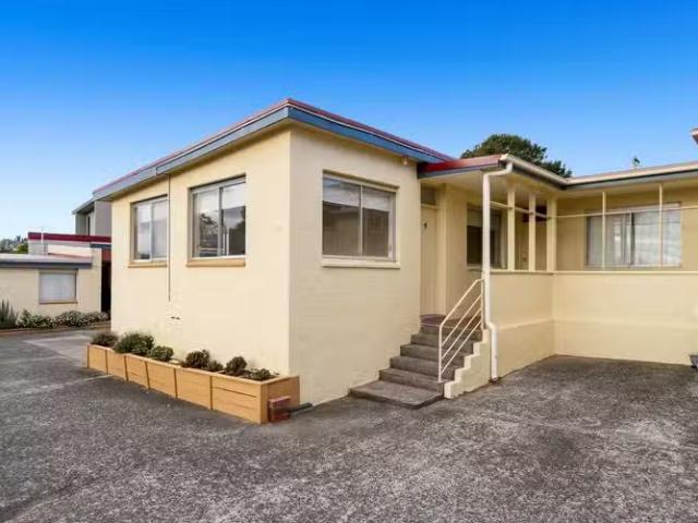 4/1 Inglis Street, NEW TOWN, TAS 7008 House for Rent