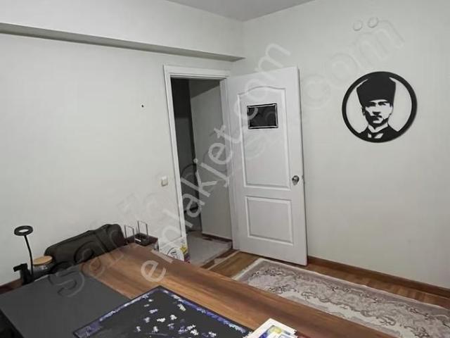 4+1 Kiralık Daire Havuz & Market & Güvenlik & Metroya Yakın