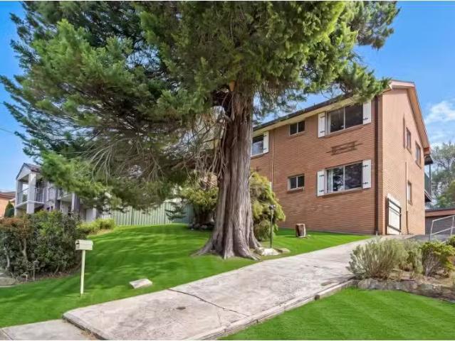 41 Langson Avenue, Figtree House for rent Listed by Andrew He.
