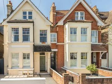41 Laitwood Road, London, SW12 9QJ, United Kingdom | 2 bed apartment for rent #168092645 | Rentberry