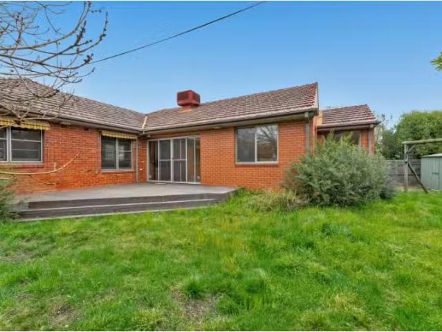 41 Macleay Street, Turner House for rent Listed by Lauren Osz.