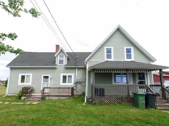 41 Main Drive East, Miscouche, PE, C0B 1T0 house for sale | Listing ID 202528 | Royal LePage