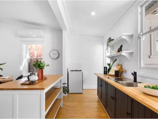 41 Main St, EASTWOOD House for rent Listed by Stuart Conway o.