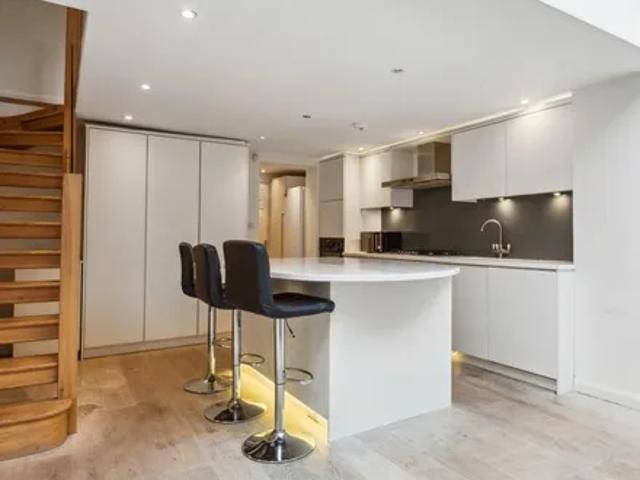 41 Mornington Crescent, London, NW1 7RB, United Kingdom | 4 bed townhouse for rent #138934024 | Rentberry